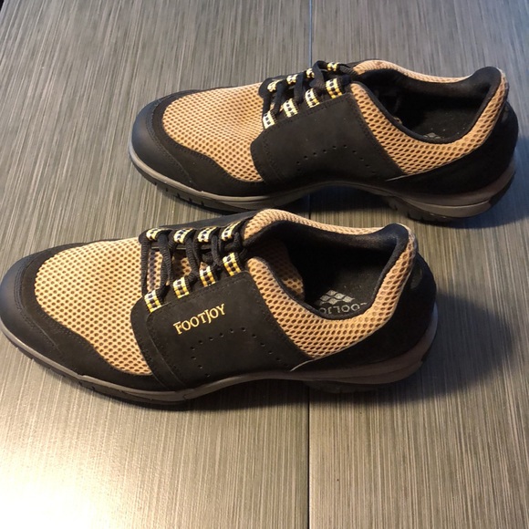 FootJoy Men’s Golf Cleats NWOT - Picture 3 of 5